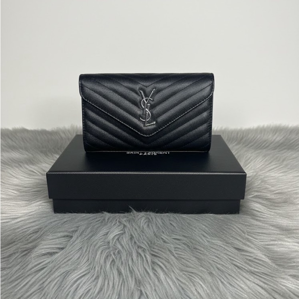 Source Unknown Black Chevron Wallet - image 1